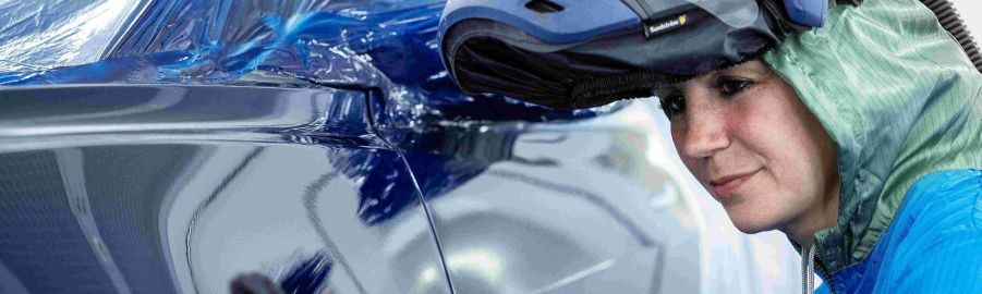 AkzoNobel представил революционный водный базовый слой для авторемонта